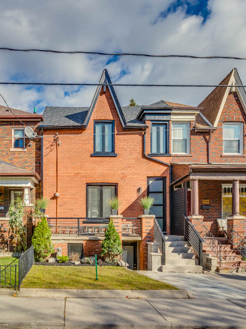 Look, Live & Dream Toronto-style with Queen Street West Real Estate